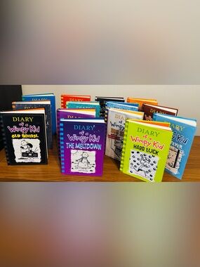 Diary of a Wimpy Kid Books 1-15 Set Jeff Kinney Hardcover Amulet Scholastic Kids